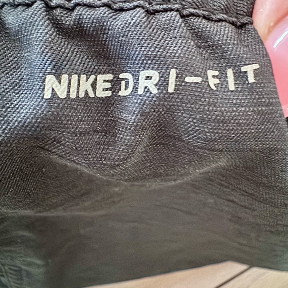 Hurley x Nike Charcoal and Black Heathered Shorts - Men’s XL - Picture 8 of 10